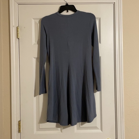 Gray lace up dress - Picture 2 of 3